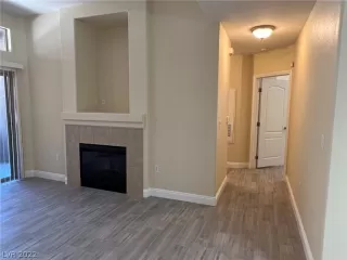 Photo #2: 2407611 Listing 