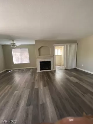 Photo #6: 2407735 Listing 