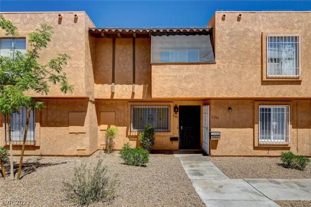 MLS: 2407745 Condo For Sale