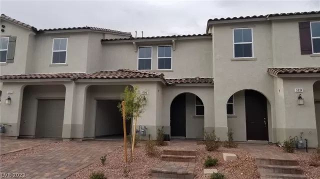 MLS: 2407756 Condo For Sale