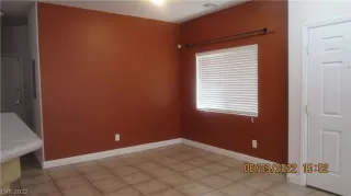 Photo #3: 2407830 Listing 