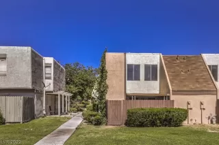 Photo #1: 2407848 Listing 