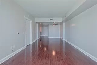 Photo #5: 2408018 Listing 