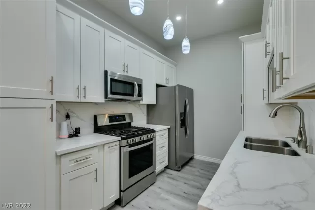 MLS: 2408047 Condo For Sale