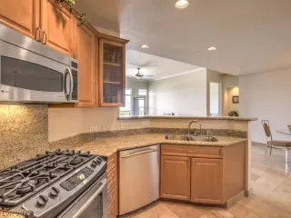 Photo #1: 2408088 Listing