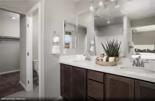 Photo #6: 2408126 Listing