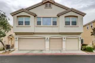 Photo #1: 2408132 Listing