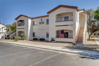 Photo #1: 2408197 Listing 