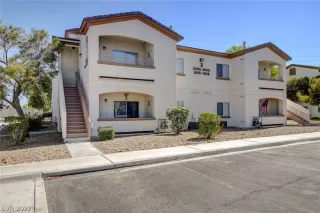 Photo #2: 2408197 Listing 