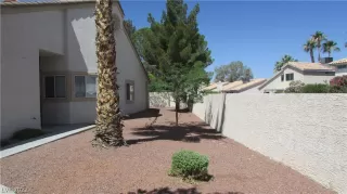 Photo #2: 2408236 Listing 