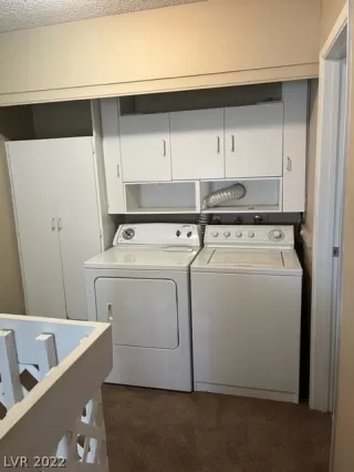 Photo #4: 2408326 Listing 