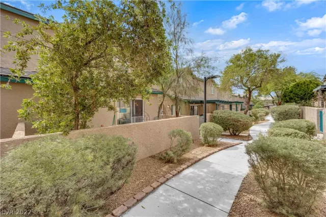 MLS: 2408343 Condo For Sale