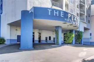 Photo #1: 2408369 Listing