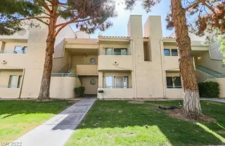 Photo #1: 2408393 Listing