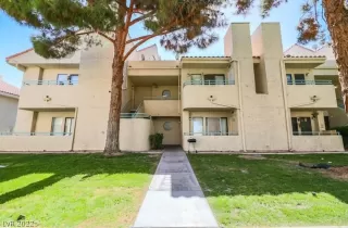 Photo #2: 2408393 Listing