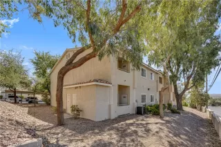 Photo #2: 2408408 Listing 