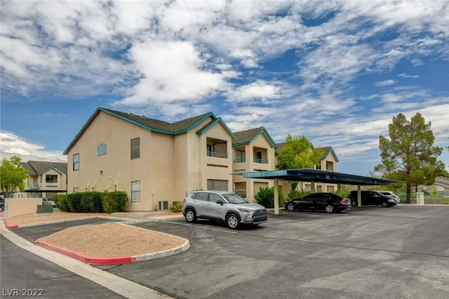 MLS: 2408470 Condo For Sale