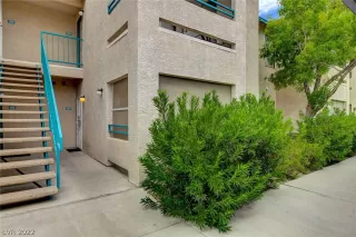 Photo #1: 2408470 Listing