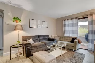 Photo #2: 2408470 Listing