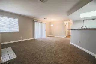 Photo #2: 2408551 Listing 