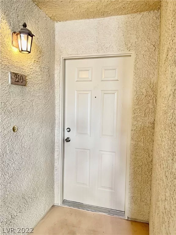 MLS: 2408558 Condo For Sale