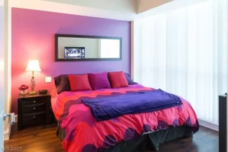 Photo #4: 2408566 Listing 