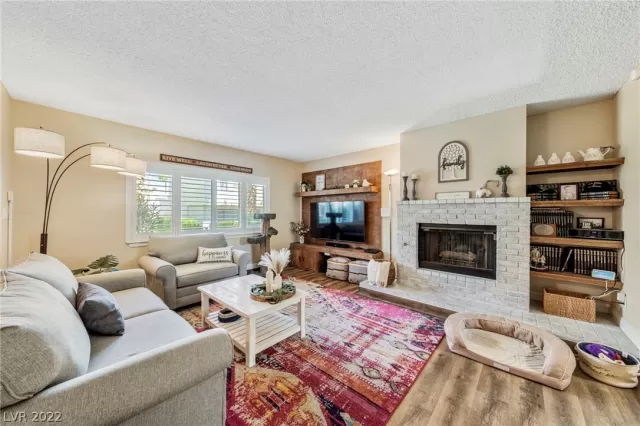 MLS: 2408590 Condo For Sale