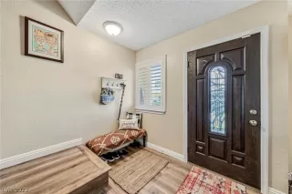 Photo #2: 2408590 Listing 