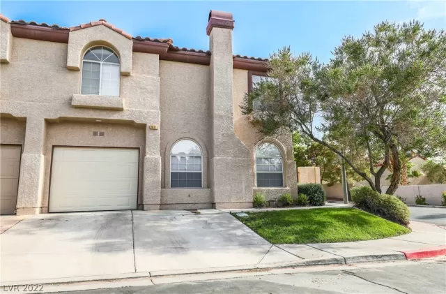 MLS: 2408598 Condo For Sale