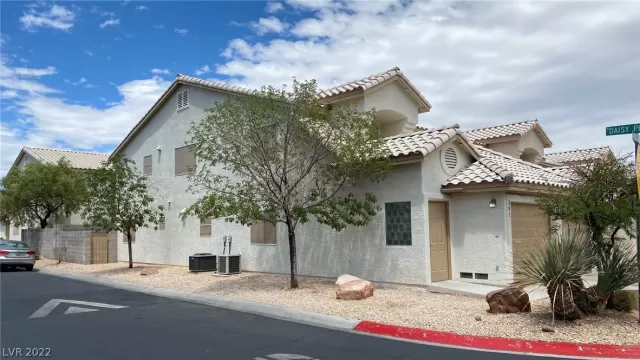 MLS: 2408607 Condo For Sale