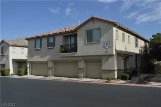 Photo #1: 2408644 Listing