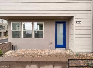 Photo #6: 2408697 Listing 