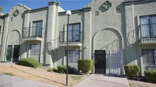 Photo #2: 2408728 Listing 