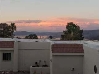 Photo #4: 2408750 Listing