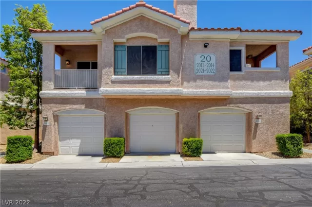 MLS: 2408790 Condo For Sale