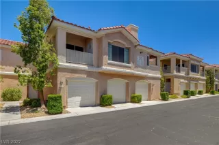 Photo #1: 2408790 Listing 