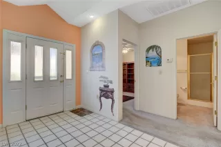 Photo #4: 2408793 Listing 