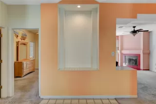 Photo #6: 2408793 Listing 