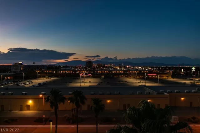 MLS: 2408817 Condo For Sale