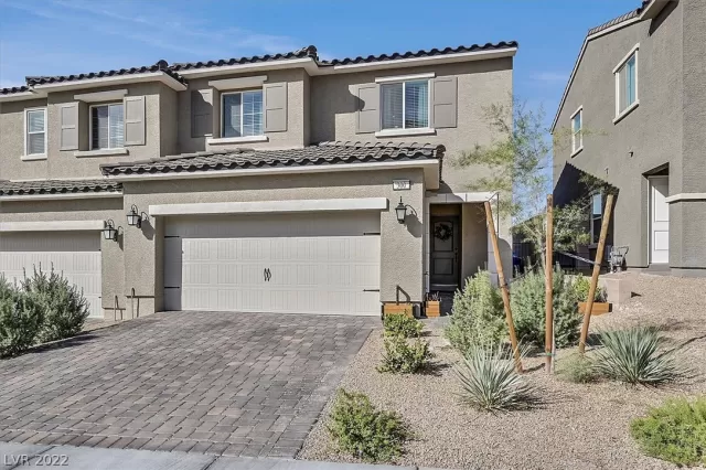 MLS: 2408839 Condo For Sale