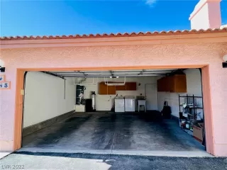 Photo #1: 2408854 Listing 