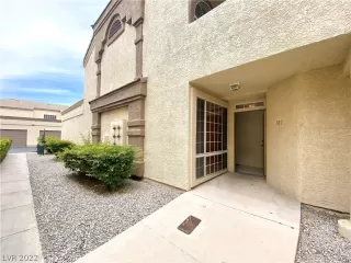 Photo #2: 2408882 Listing