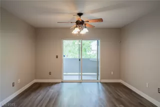 Photo #2: 2408906 Listing 