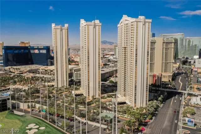 MLS: 2408920 Condo For Sale