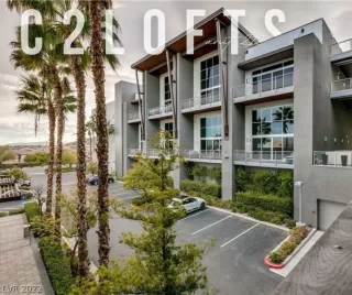 Photo #1: 2408940 Listing 