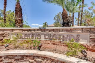 Photo #1: 2408972 Listing