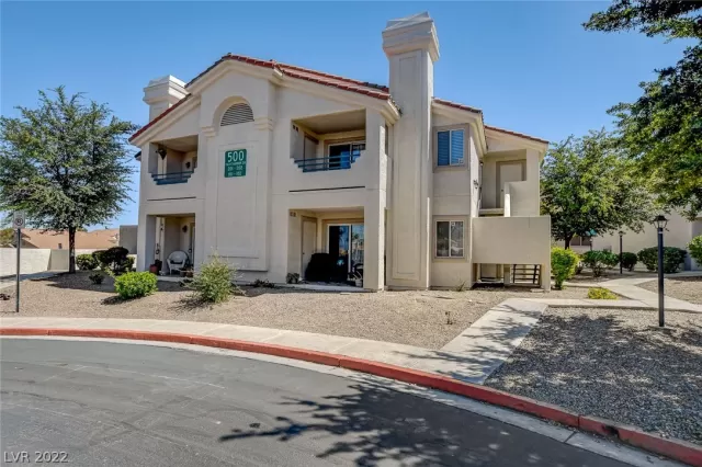 MLS: 2408989 Condo For Sale