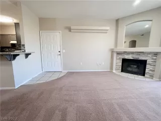 Photo #2: 2408994 Listing 