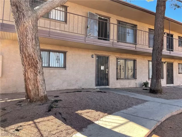 MLS: 2409045 Condo For Sale