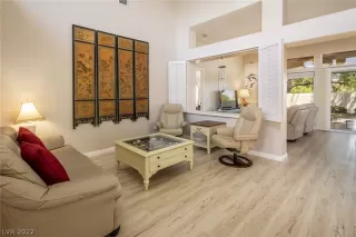 Photo #4: 2409143 Listing 